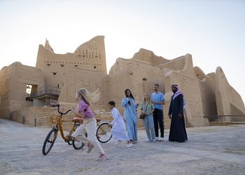 الفرق بين الدبلوماسية العامة والقوة الناعمة